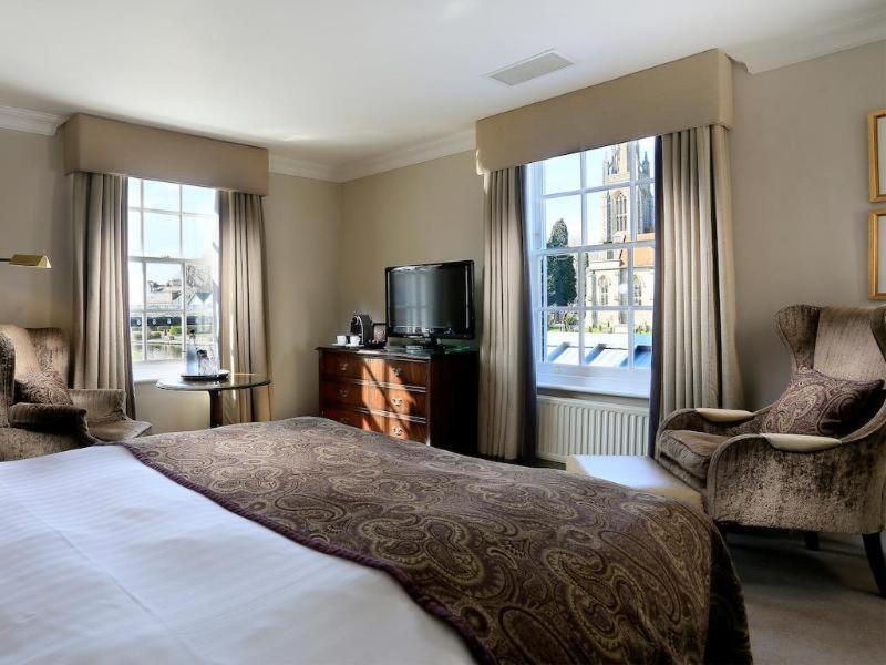 Macdonald Compleat Angler Hotel Marlow  Szoba fotó